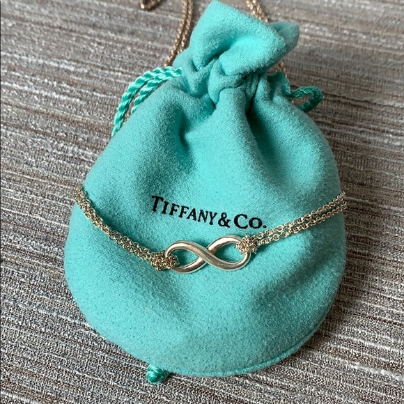 Tiffany infinity necklace - Picture 1 of 4